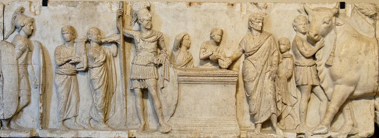 Rilievo dell'altare di Domizio Enobarbo — soldati romani repubblicani, Louvre
