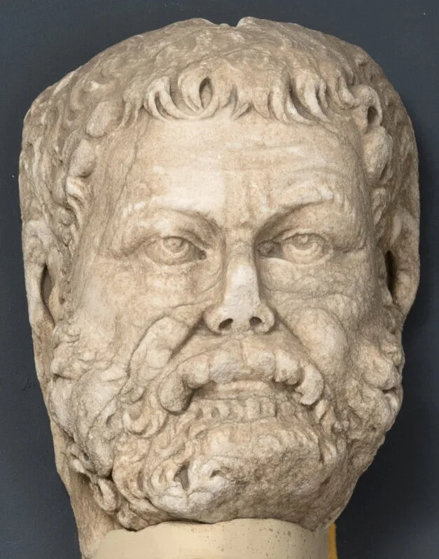 Dettaglio di una statua di Massimiano