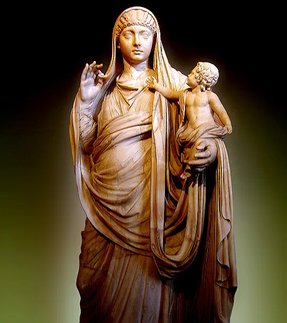 Statua di Messalina con il figlio Britannico, Louvre