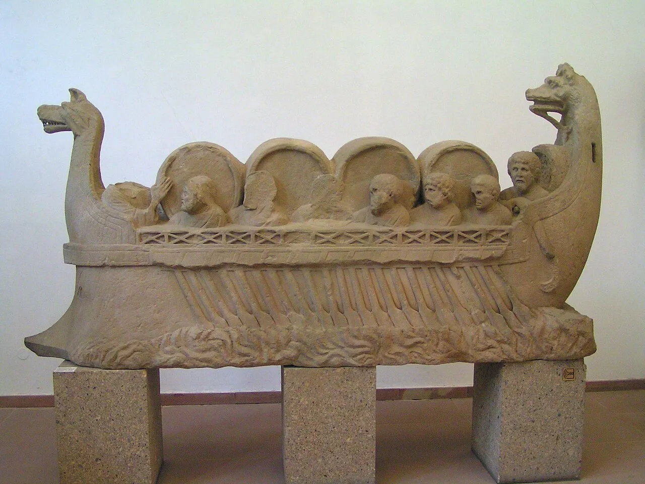 Il Battello del Vino di Neumagen — rilievo gallo-romano, II sec. d.C., Treviri